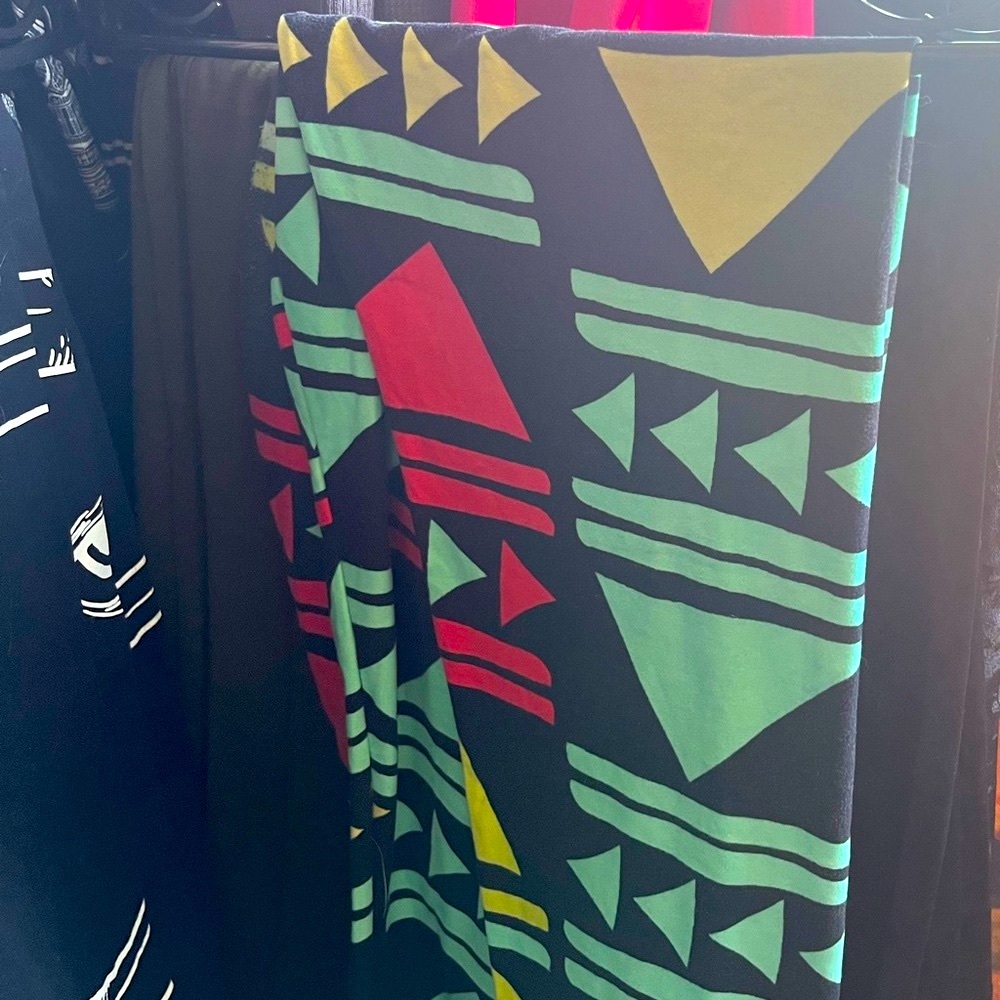 Lularoe pattern leggings